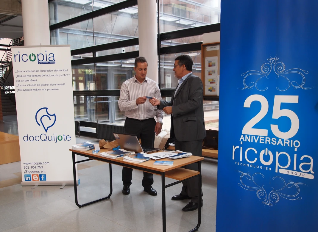 Del Papel Al Dato Ricopia
