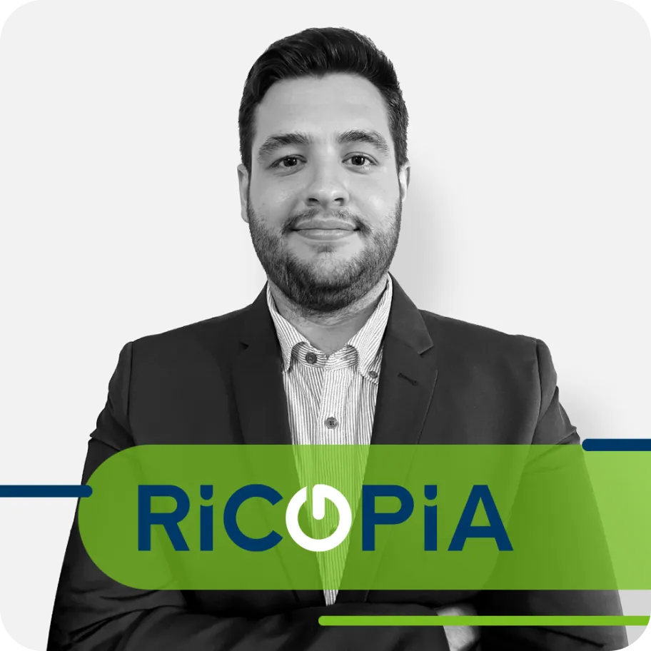 Marcos Mira Ricopia