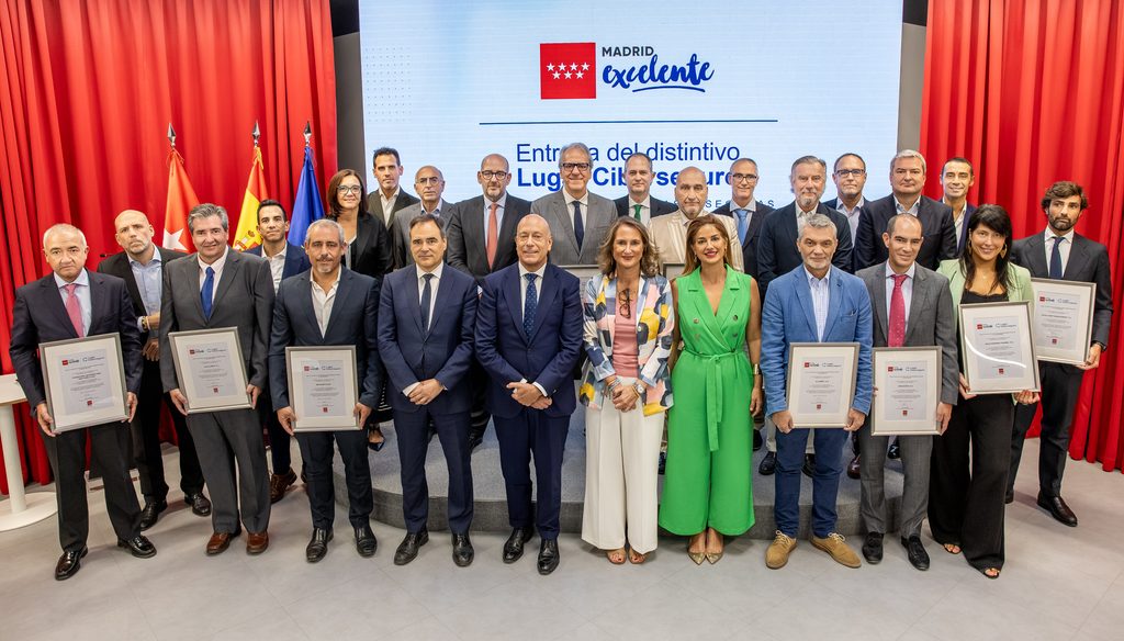 Ricopia recibe el distintivo Madrid Excelente – Lugar Ciberseguro 2 MK 9039